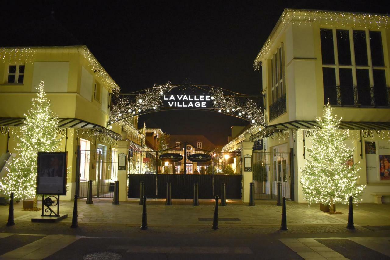 Duplex A 1 Kilometre De Disneyland Paris Montévrain Exteriör bild